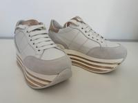 Original Hogan Sneaker Leder weiß gold 36 Rheinland-Pfalz - Börsborn Vorschau