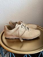 Treadlite by Ugg Sneaker Turnschuhe Leder Creme beige Essen-Borbeck - Dellwig Vorschau