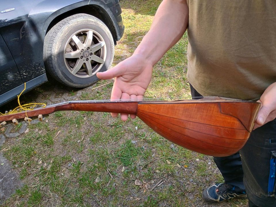 Mandoline Gitarre in Waldbröl