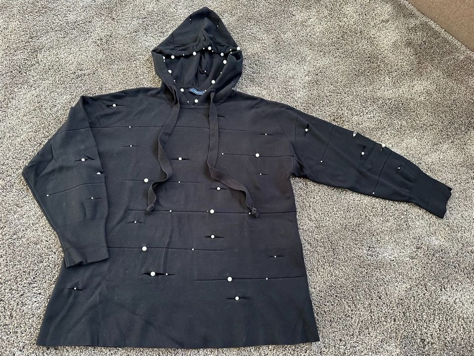 Hoodie, Sweatshirt v. ZARA, Gr.S, Schwarz m. Perlen, Top in Nürnberg (Mittelfr)