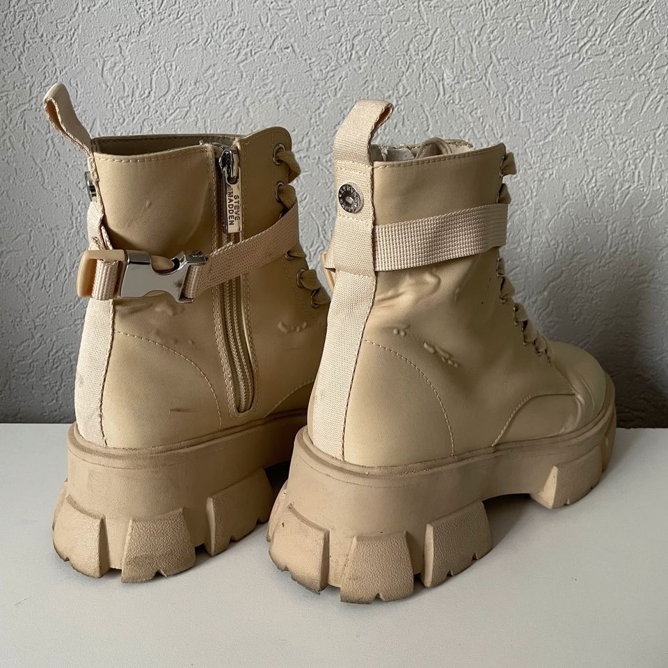 Steve Madden Tanker P Sand Größe 38 Damen Stiefeletten Beige in Mannheim