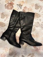 Schwarzer Lederstiefel Gr.: 38 Blockabsatz von ara Nordrhein-Westfalen - Lohmar Vorschau