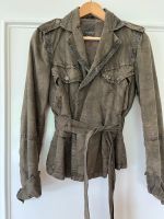 Verkaufe coole Damen- / Mädchenjacke von Diesel - Größe S Stuttgart - Stuttgart-Ost Vorschau