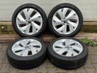 Original 17“ Zoll VW Golf 8 Belmont wie NEU Alufelgen mit Winterreifen ALU Winter komplett Räder Radsatz Winterräder Winterradsatz Winterkompletträder Winterkomplettradsatz neuwertig Nordrhein-Westfalen - Gelsenkirchen Vorschau