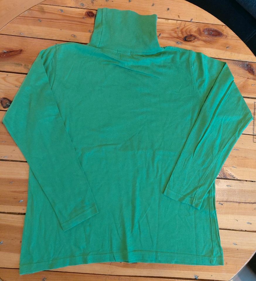 Jungen Langarmshirt mit Rollkragen von charivari Gr. 152/158 grün in Lehrte