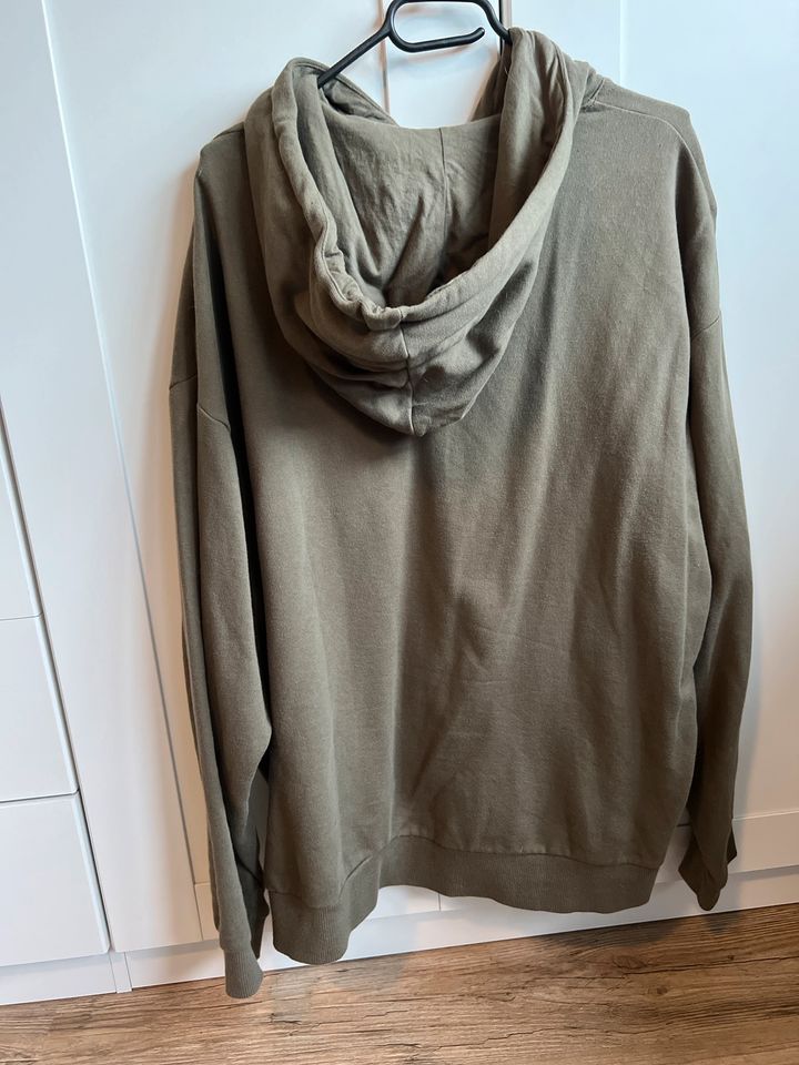 Asos Hoodie Kapuzenpullover Gr.M Khaki in Alsdorf