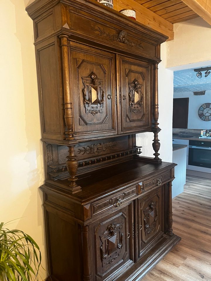 Buffet, Buffetschrank, Anrichte,  Gründerzeit 1870,  Eiche, Antik in Neuenrade