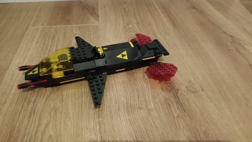 Lego Space Blacktron Invader Nr. 6894 Komplett in Büchen
