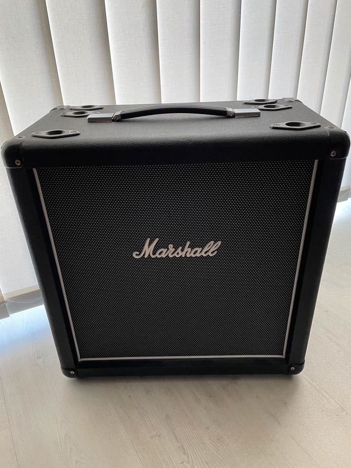 Marshall 112 1x12 MHZ112B Box Cabinet Leerbox in Oldenburg