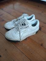 Puma Sneaker Turnschuhe weiß Größe 37 Nordrhein-Westfalen - Grevenbroich Vorschau