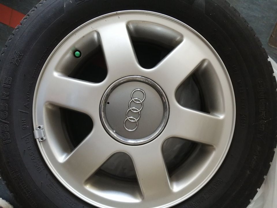 Original Audi A3 Felgen mit Nabendeckel, 15 Zoll in Mellrichstadt