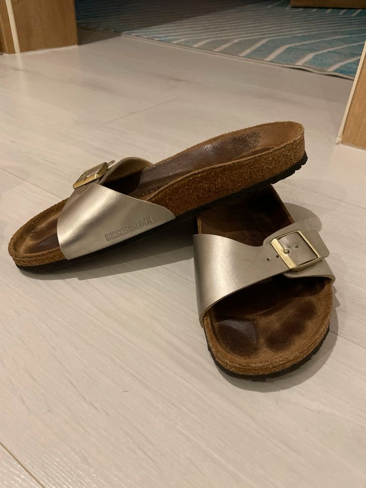 Birkenstock Schuhe je 35 € in Größe 41 in Memmingen