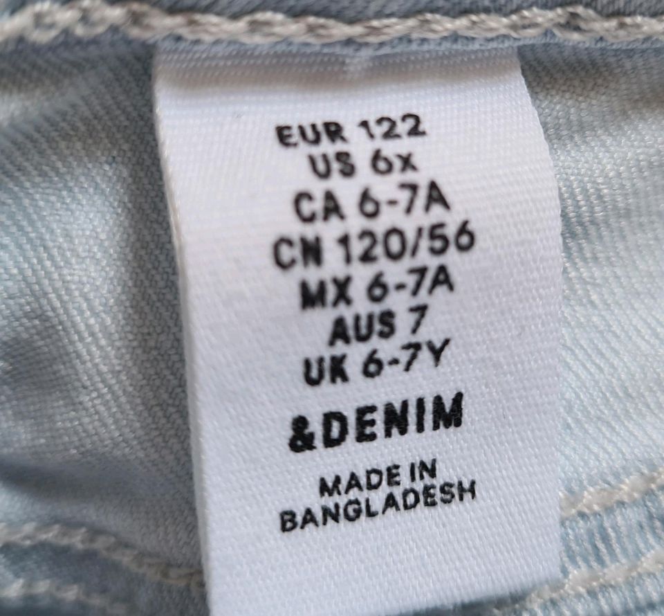 Kleidungspaket H&M und Salt and Pepper für Mädchen Größe 122/128 in Dresden