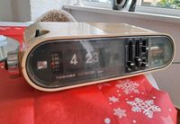 TOSHIBA Klappzahlenwecker Radio-Digital-Uhr RC-803F von 1972 Rheinland-Pfalz - Bad Kreuznach Vorschau