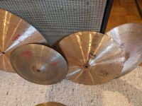 Paiste 2002 sound edge Hihat flatride Crash 1972 und 1982 Nordrhein-Westfalen - Kreuztal Vorschau