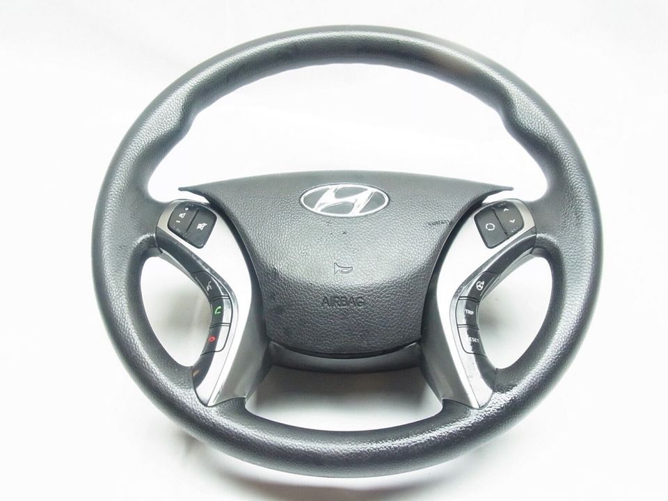 LENKRAD HYUNDAI i30 GD 56110-A6620 56110-A6720 AIRBAG in Ahrensburg