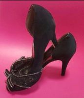 Pumps, High Heels, schwarz, Gr..39. mit Spitze Nordrhein-Westfalen - Meerbusch Vorschau