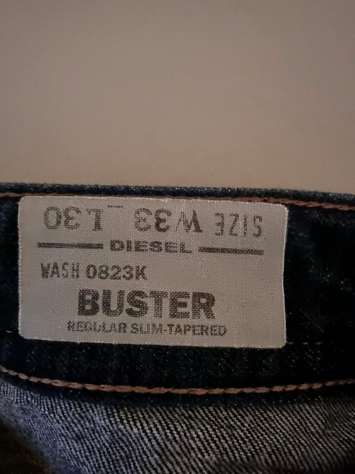 Diesel Regular Slim Jeans Gr. W33 L30 in Frankfurt am Main