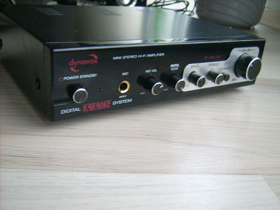 MINI Audio Power Amplifier E-SA 18 mini Stereo Verstärker Karaoke in Hannover