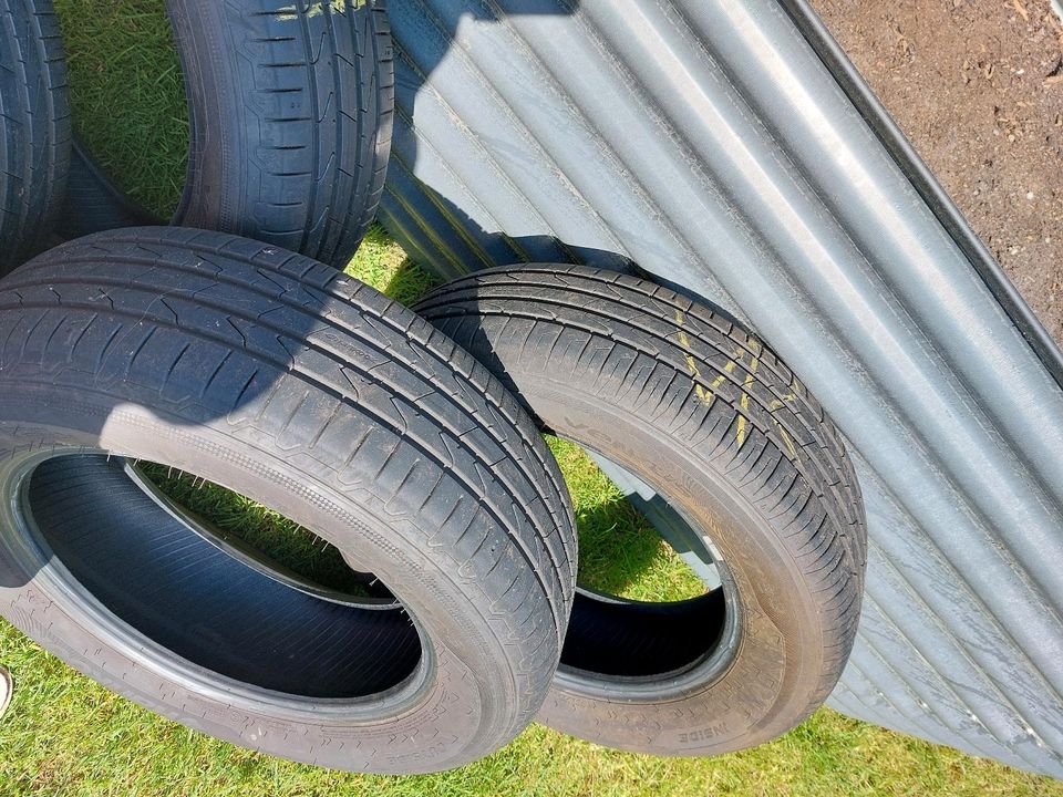 4 sommerreifen hankook 4 Wochen gefahren in Langenhagen