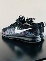 Nike Air Max Flyknit Max Gr. 44 Nike ID TOP schwarz TOP Bayern - Cadolzburg Vorschau