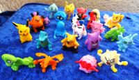 24 x Pokemon Figuren Pikachu Evoli Glurak Schiggy usw. Berlin - Reinickendorf Vorschau