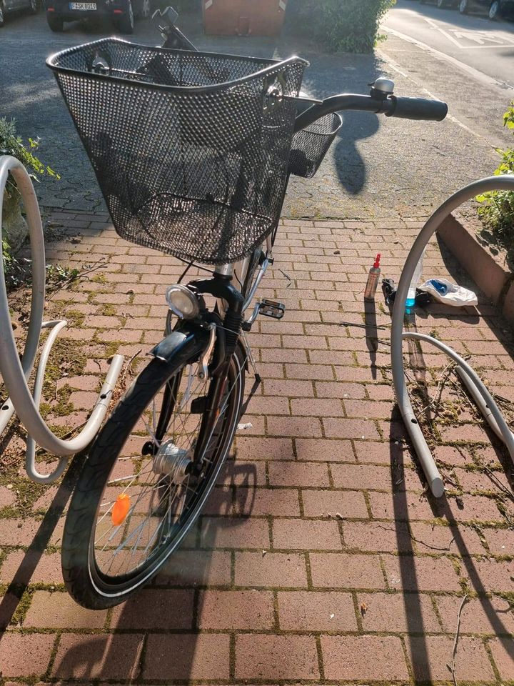 Fahrrad zu verkaufen in Frankfurt am Main