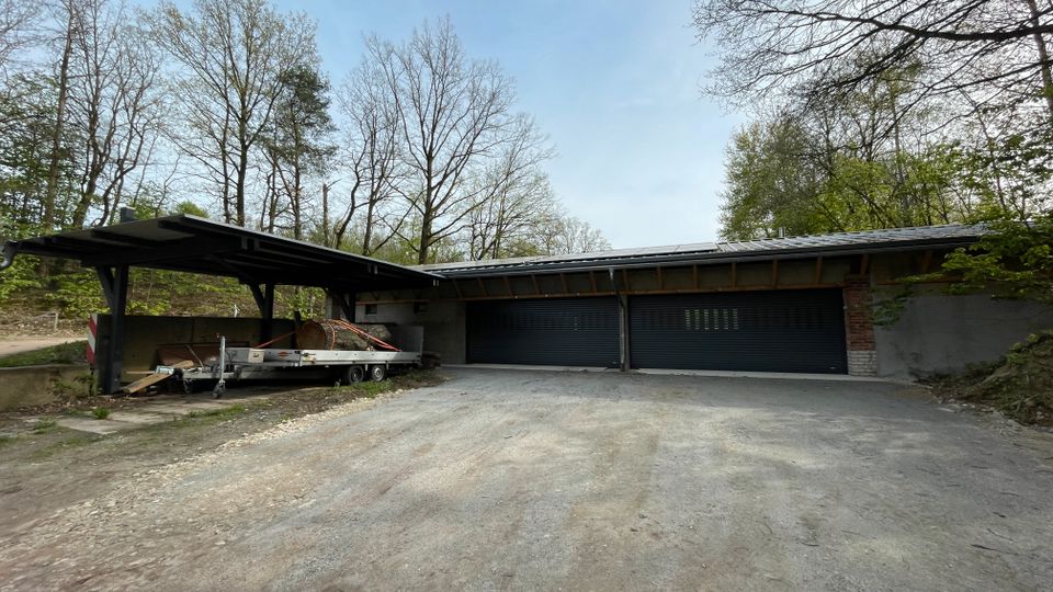 Lagerhalle / Werkstatt + Außenflächen+ überdachte Stellflächen in Bischofswerda