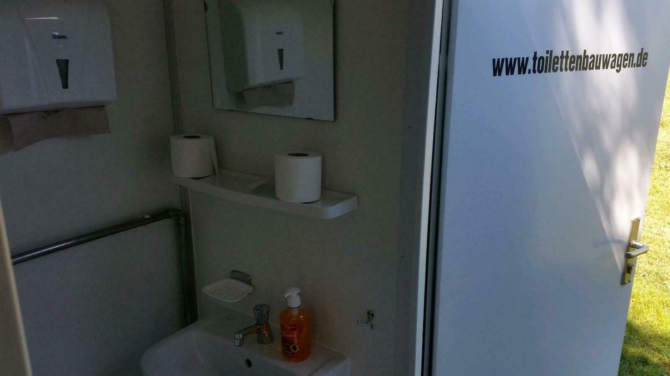 Sehr günstig neuwertige Toilettenwagen zu vermieten in Mülbach