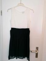 Kleid von Apricot Größe S Hessen - Groß-Rohrheim Vorschau