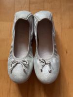 Ralph Harrison Ballerinas silber Größe 37 Bayern - Holzkirchen Vorschau