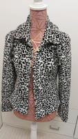 Pelz Jacke in Leoparden Print Neuwertig Gr. S Niedersachsen - Dinklage Vorschau