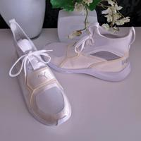 *NEU* Damen Puma Ignite Gr. 40 weiß creme Sneaker Schuhe Sport. Berlin - Steglitz Vorschau