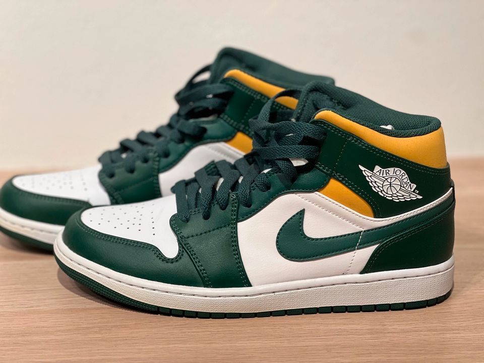 Jordan 1 Mid Sonics Größe 44 - Einmal getragen - wie Neu in Frankfurt am Main