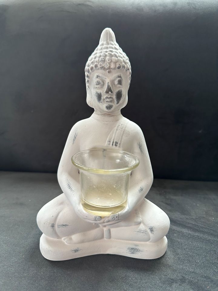 Buddha spirituell Dekoration beige weiß braun in Sachsenheim