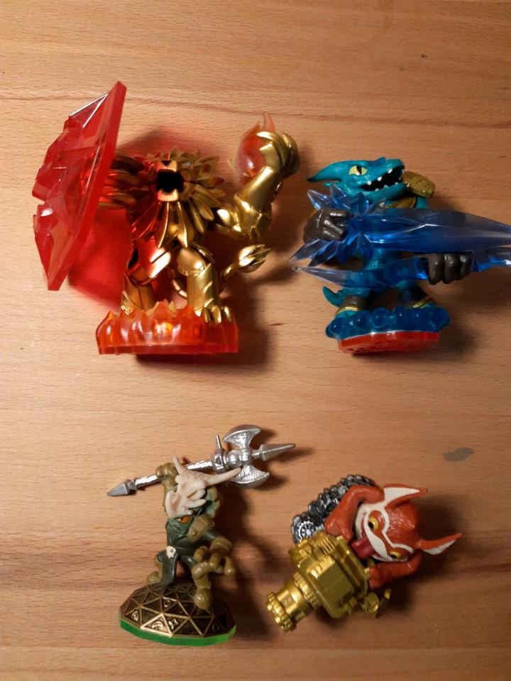 Skylander Figuren Trap Team, Swap force, Superchargers, Giants in Dettelbach