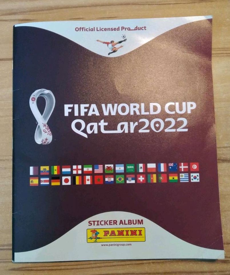 Panini Sticker FIFA Worldcup 2022 tauschen in Bergen