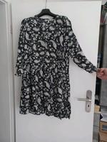 Sommerkleid mit langem Arm  Jake's Größe 42 Wuppertal - Oberbarmen Vorschau