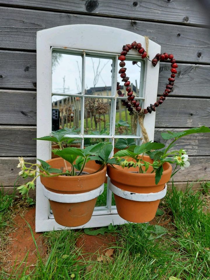 Fenster Spiegel Shabby Weiß mit Blumenhalterung in Siegsdorf