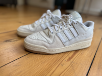 Adidas Forum 84 Low ADV – kaum getragen, top Zustand, Größe 43-44 Altona - Hamburg Ottensen Vorschau
