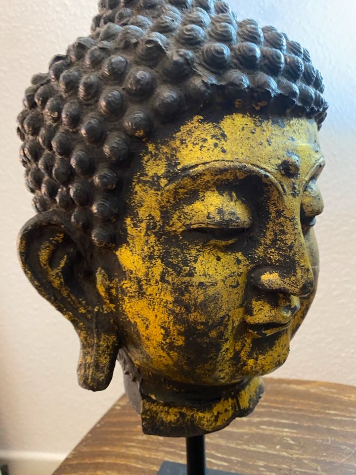 Kunstobjekt Buddhakopf, Buddha Kopf, Buddha  - aus Kunsthaus in Düsseldorf