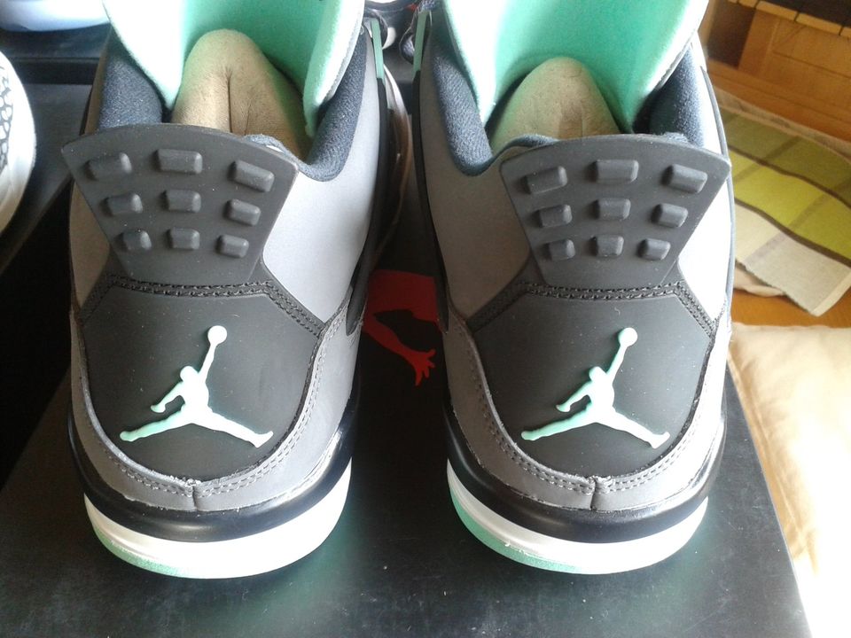 Jordan 4 Green Glow Nike *Deadstock* Neu 47 US 12,5 (2013) in Nastätten