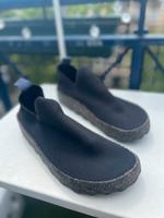 Asportuguesas Slipper schwarz 41 Berlin - Tempelhof Vorschau