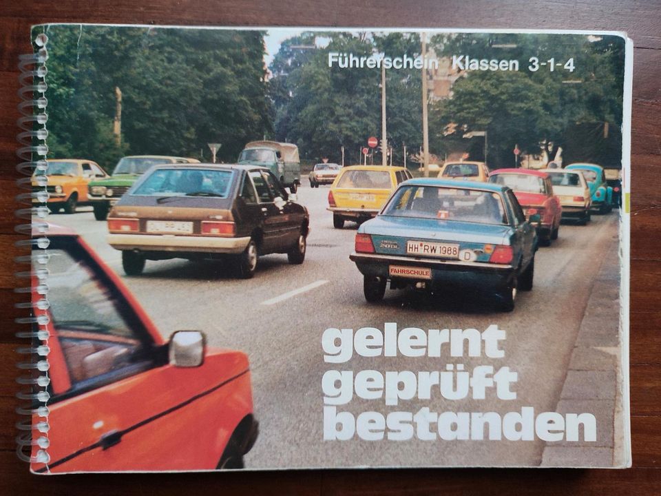 Handbuch Führerschein gelernt geprüft bestanden, Vintage 1980er in Konz