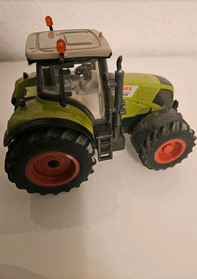 SIKU CONTROL Trecker CLAAS   Ostern in Wentorf bei Sandesneben