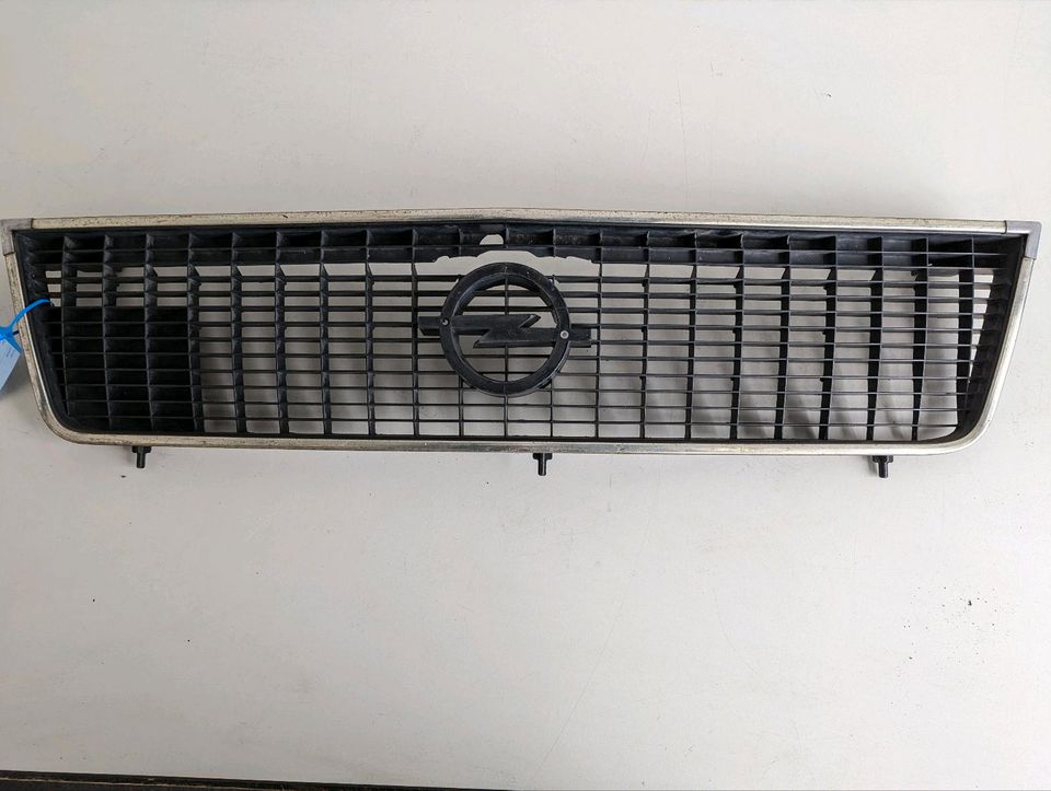 Opel Ascona B Kühlergrill Frontgrill  9286721 - ( H1 -12 ) in Delmenhorst