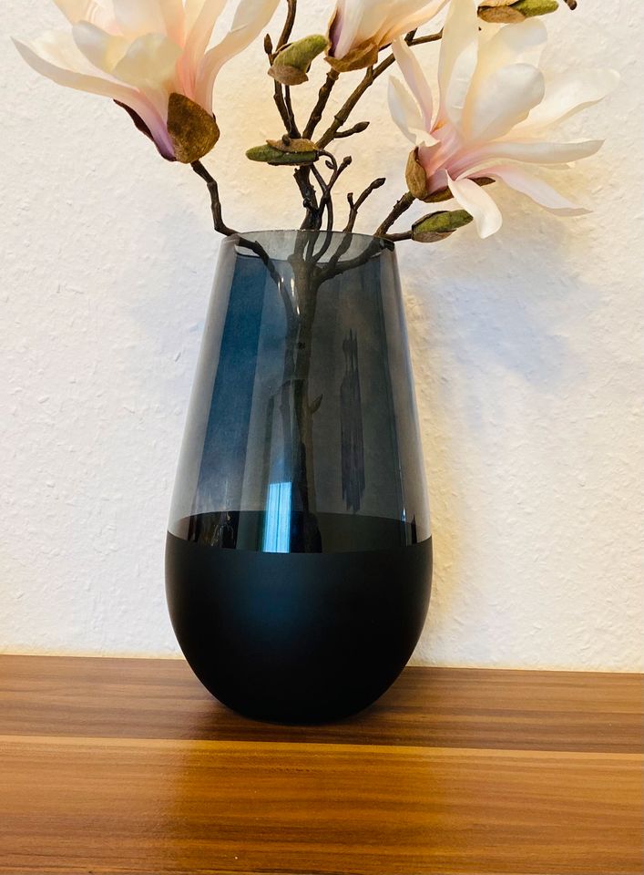 Vase Rauchglas Schwarz matt Deko in Dürrlauingen