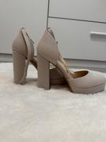 Damen Absatzschuhe Größe 37 Niedersachsen - Quakenbrück Vorschau