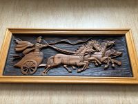 Handgeschnitztes Holzbild mit Pferd und Gladiator Hessen - Schwalmstadt Vorschau