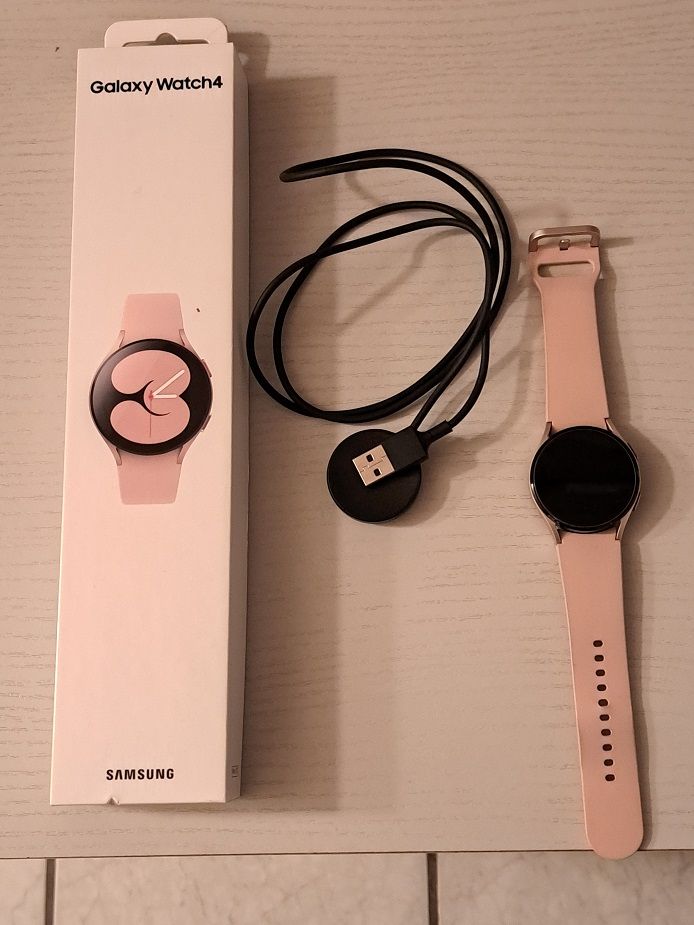 Samsung Galaxy Watch 4 LTE 40mm, Pink Gold mit Original Verpackun in Köln